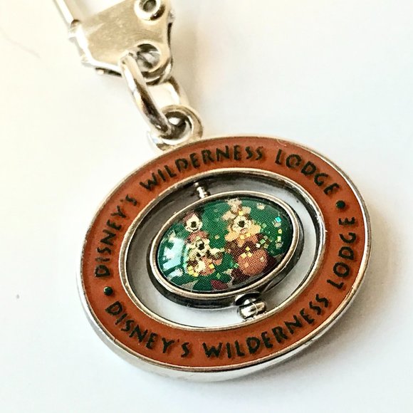 Vintage Disney Wilderness Lodge Resort Zipper Pull - Picture 2 of 6